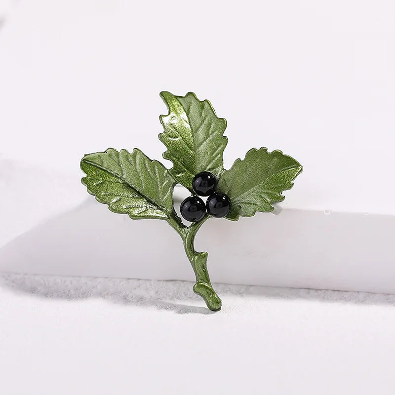 Women Vintage Flower Pearl Brooches Pins