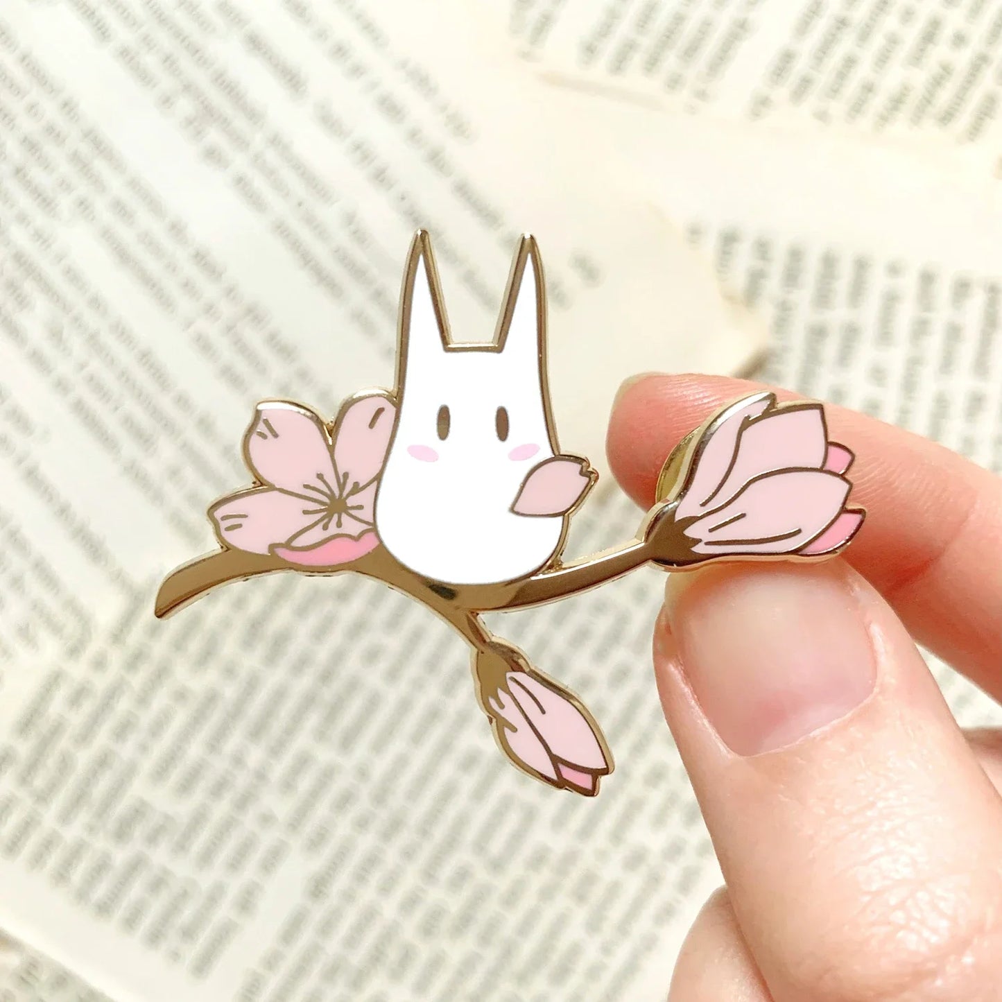 Beautiful Sakura Tree Branches Cat Hard Enamel Pin